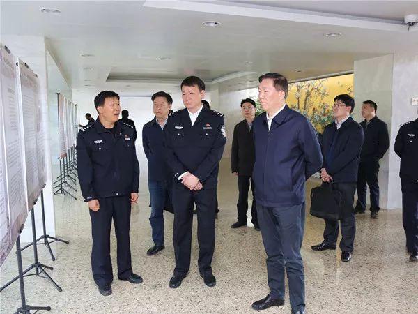 央广新闻客户端陈奋健克拉玛依陈新发犯罪事实-第6张图片-亚星国际官网 央广新闻客户端陈奋健克拉玛依陈新发犯罪事实-第6张图片-亚星国际官网
